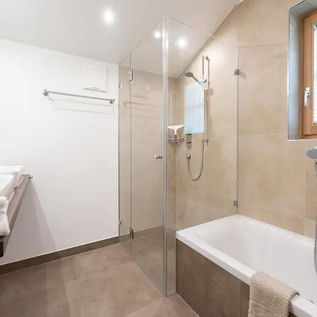 Chalet In Near Lifts, Cleaning Included *